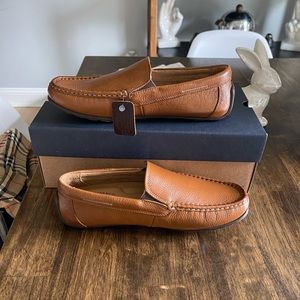 Beautiful Bass leather loafers. New in the box